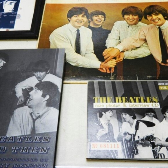 BEATLES COLLECTABLE SET, INCLUDES 9 ITEMS, UNIQUE COLLECTION, RARE COLLECTION - Picture 3 of 8